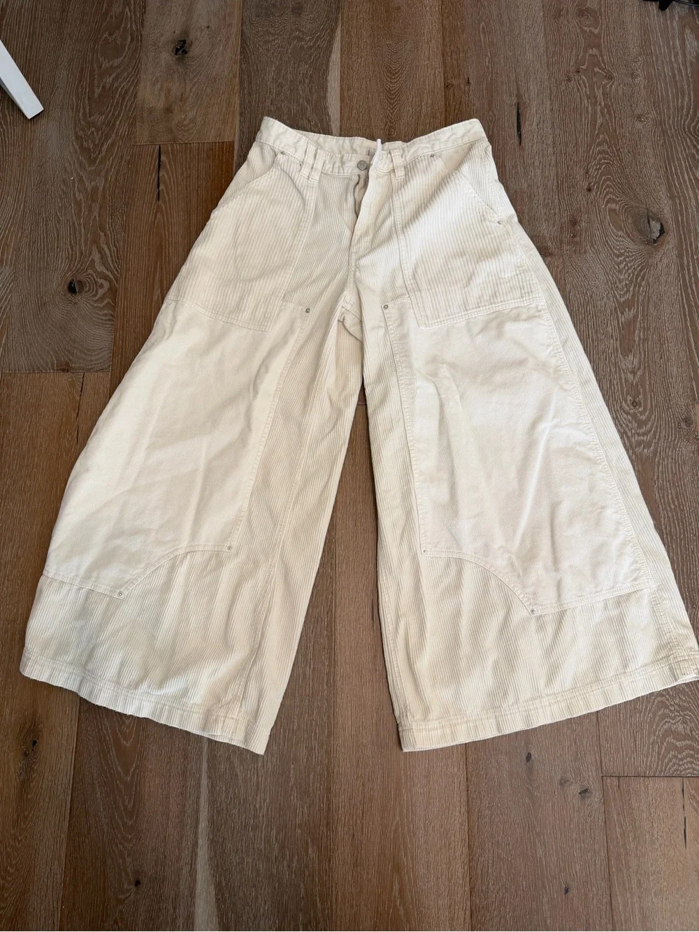 BDG Urban Outfitters Cream Corduroy Wide Leg Baggy Pants Womens 10 Cool Girl